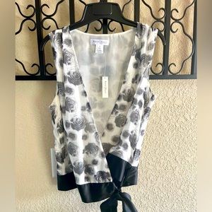 White House Black Market Sleeveless Blouse - Size S - NWT